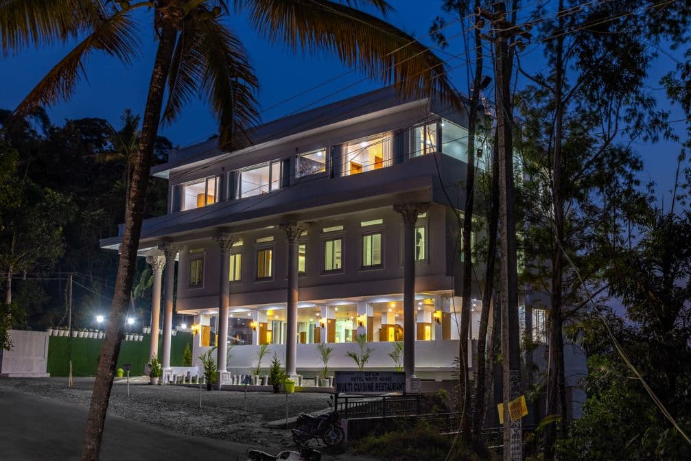 Discover the Best Resorts in Munnar for Your Escape