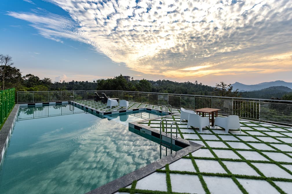 Relax by the Water: Munnar Resorts with Pool You’ll Love