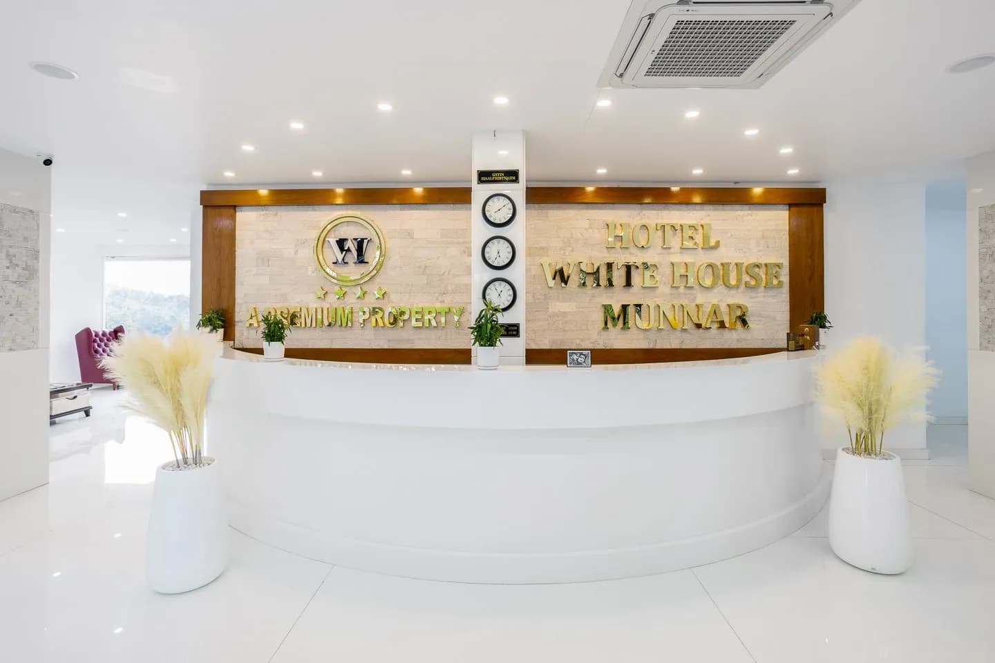 Premium Resorts in Munnar: Ultimate Luxury Guide