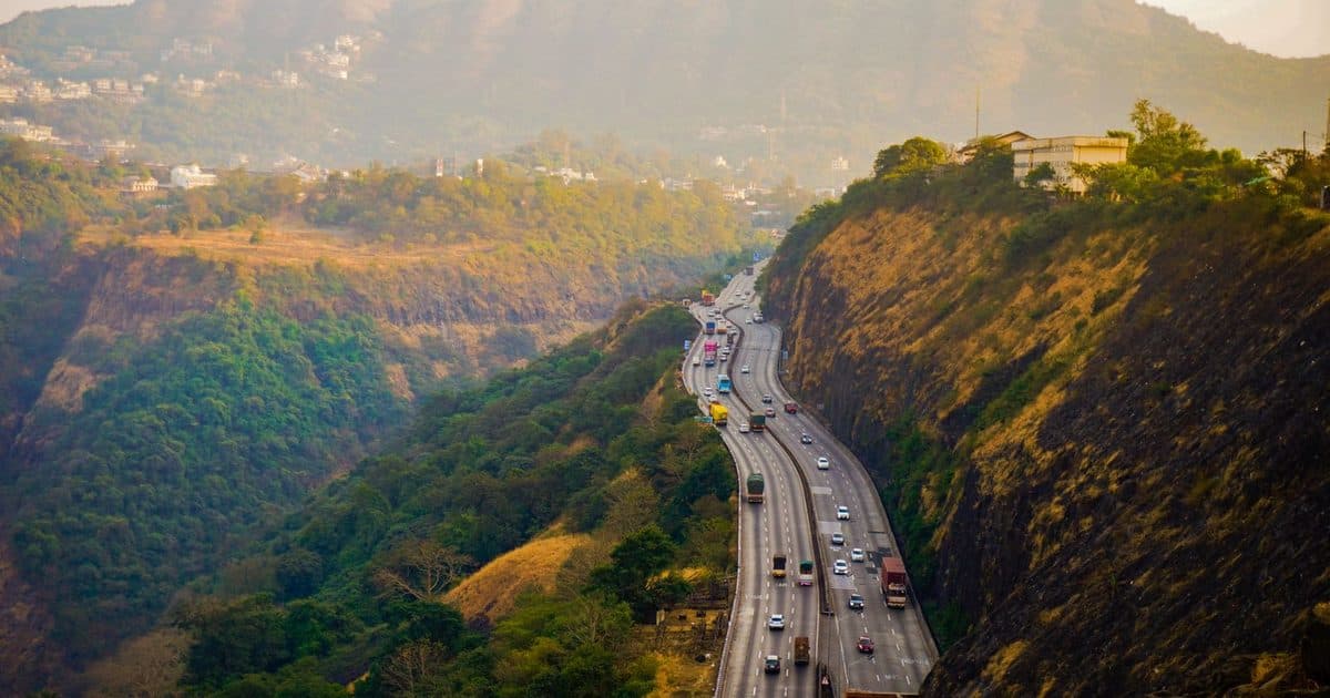 Munnar Road Trip from Bangalore: Route, Stops & Travel Tips